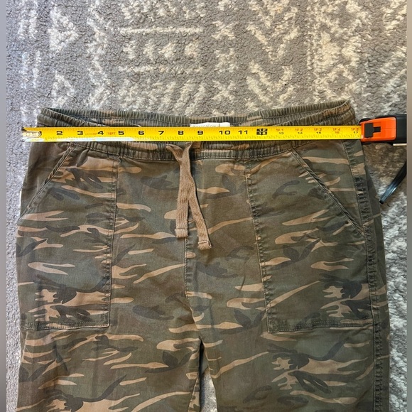 Cotton On Camouflage Ankle Pants  size 10 (H109) - Picture 5 of 12